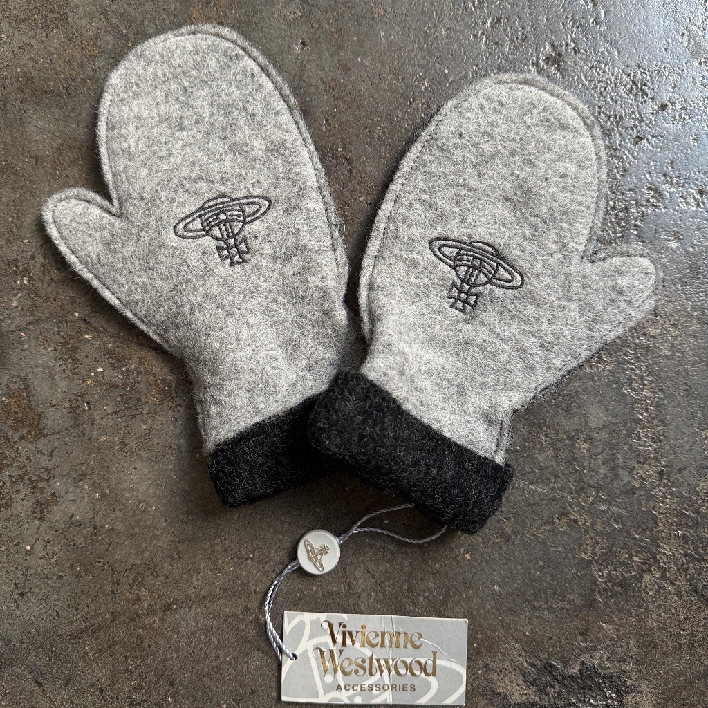 Brand New Vivienne Westwood Wool Children Mittens